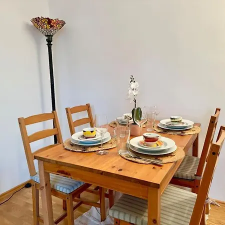 Apartment Happy Near Airport Schwechat