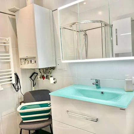 Apartment Happy Near Airport *